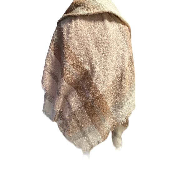 Ellen Tracy One Size Super Soft Luxurious Ponch - Picture 2 of 4